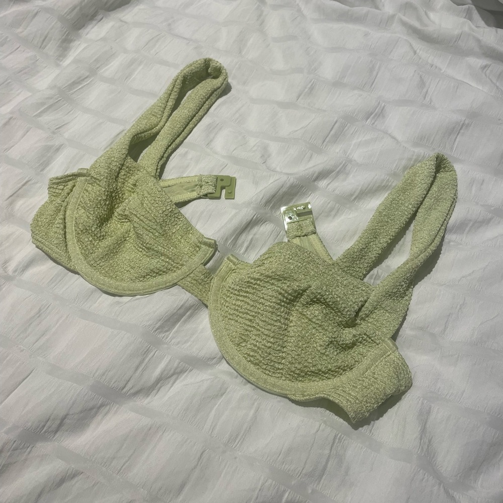 Pretty little thing bathing suit top size s/m